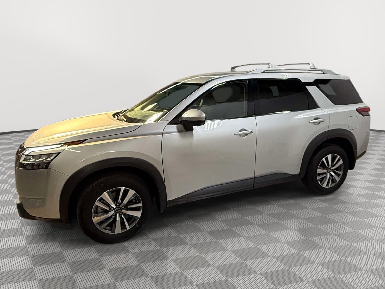 2024 Nissan Pathfinder SL 4WD