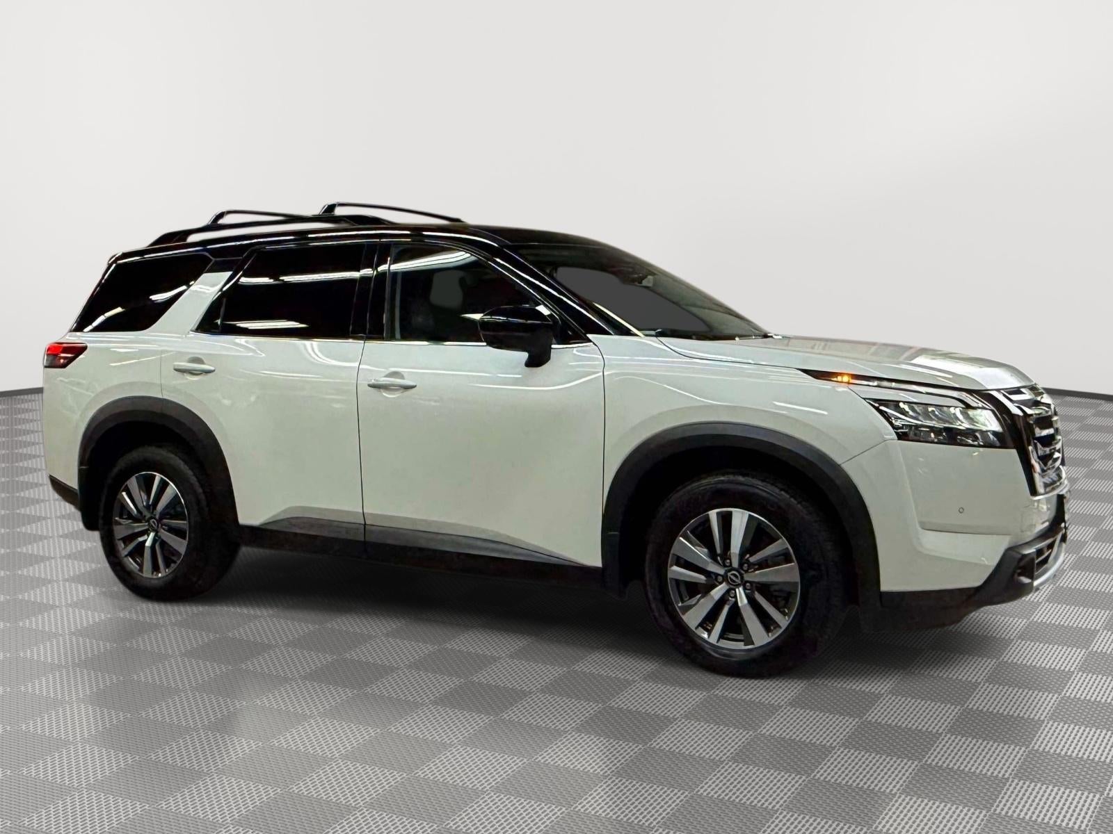 2024 Nissan Pathfinder SL 4WD
