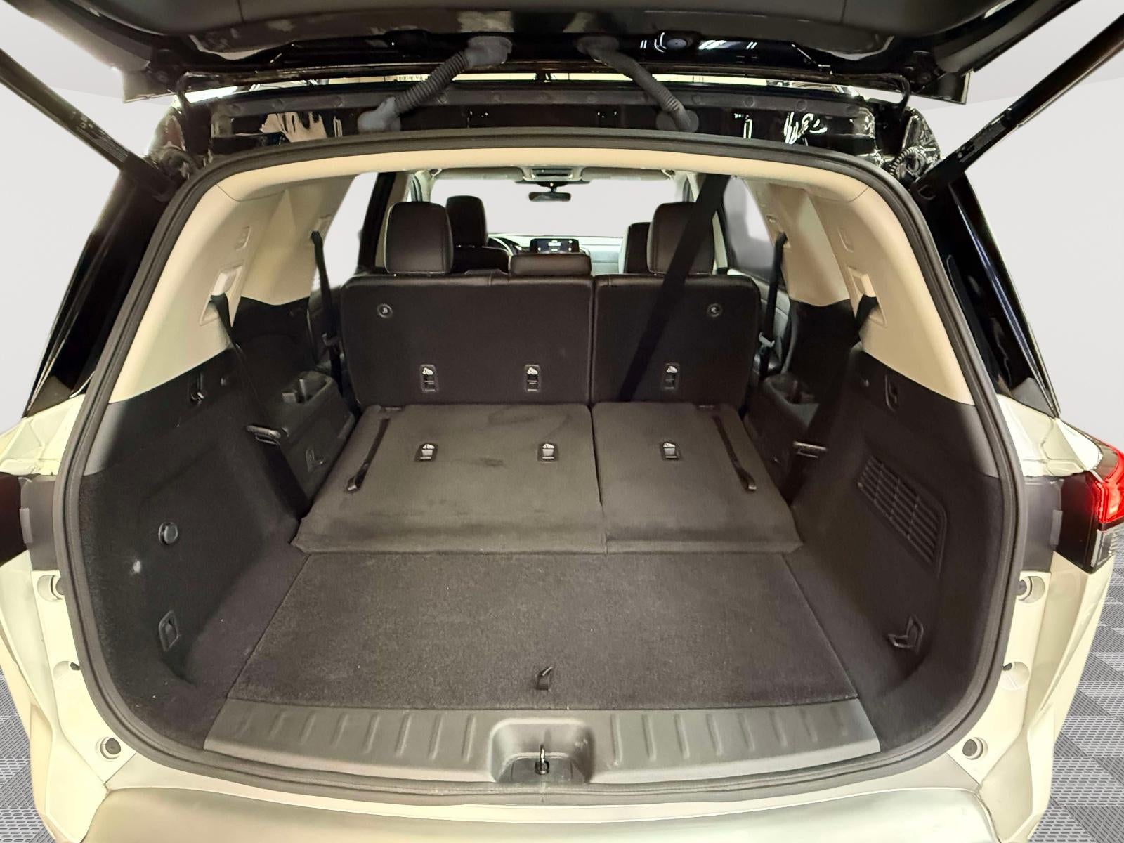 2024 Nissan Pathfinder SL 4WD