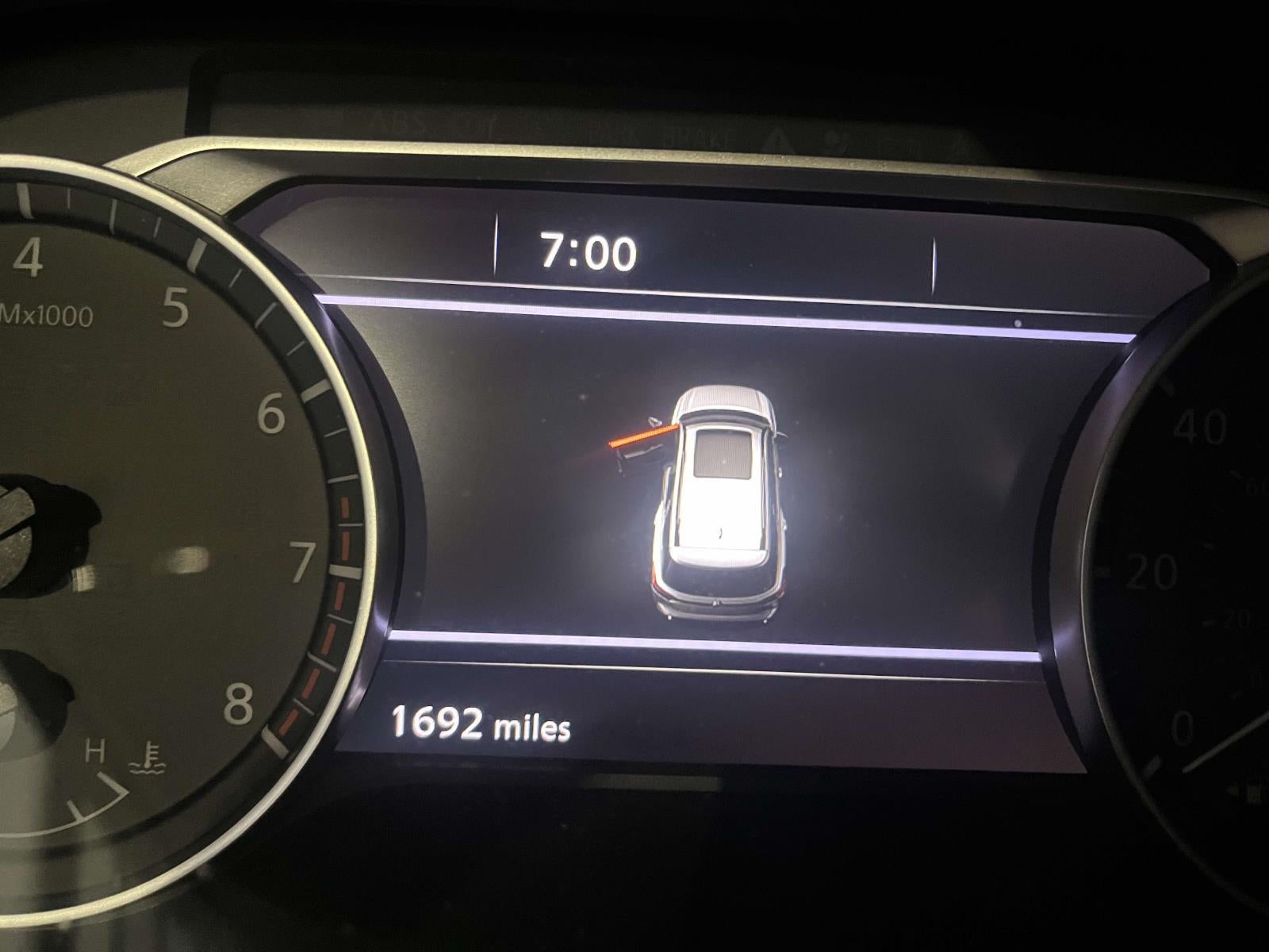 2025 Nissan Pathfinder SL 4WD