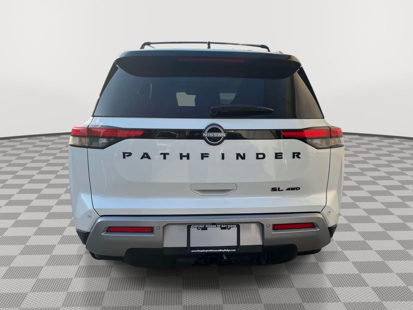 2023 Nissan Pathfinder SL 4WD