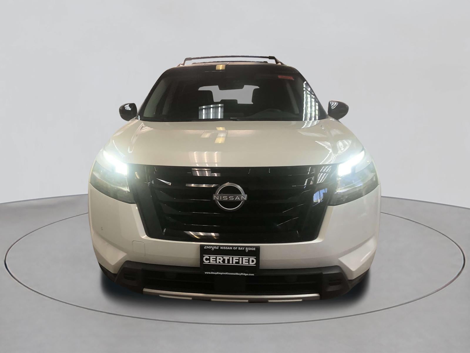 2023 Nissan Pathfinder SL 4WD