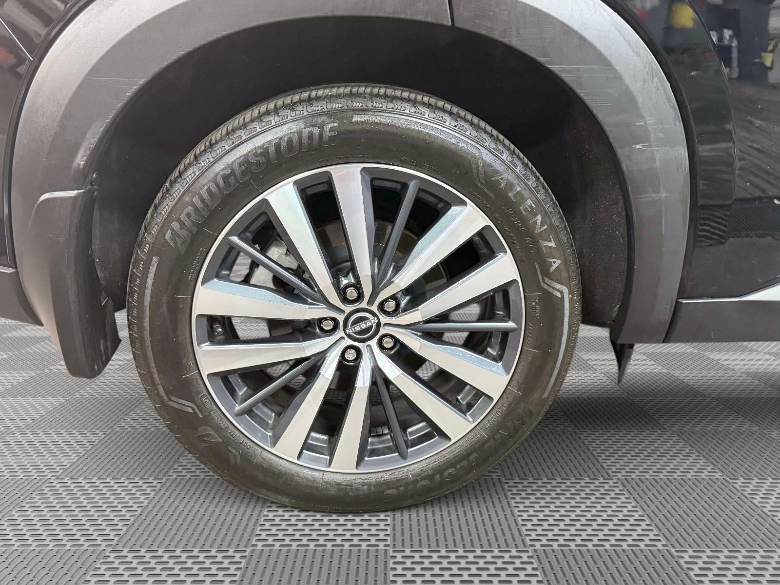 2022 Nissan Pathfinder Platinum 4WD