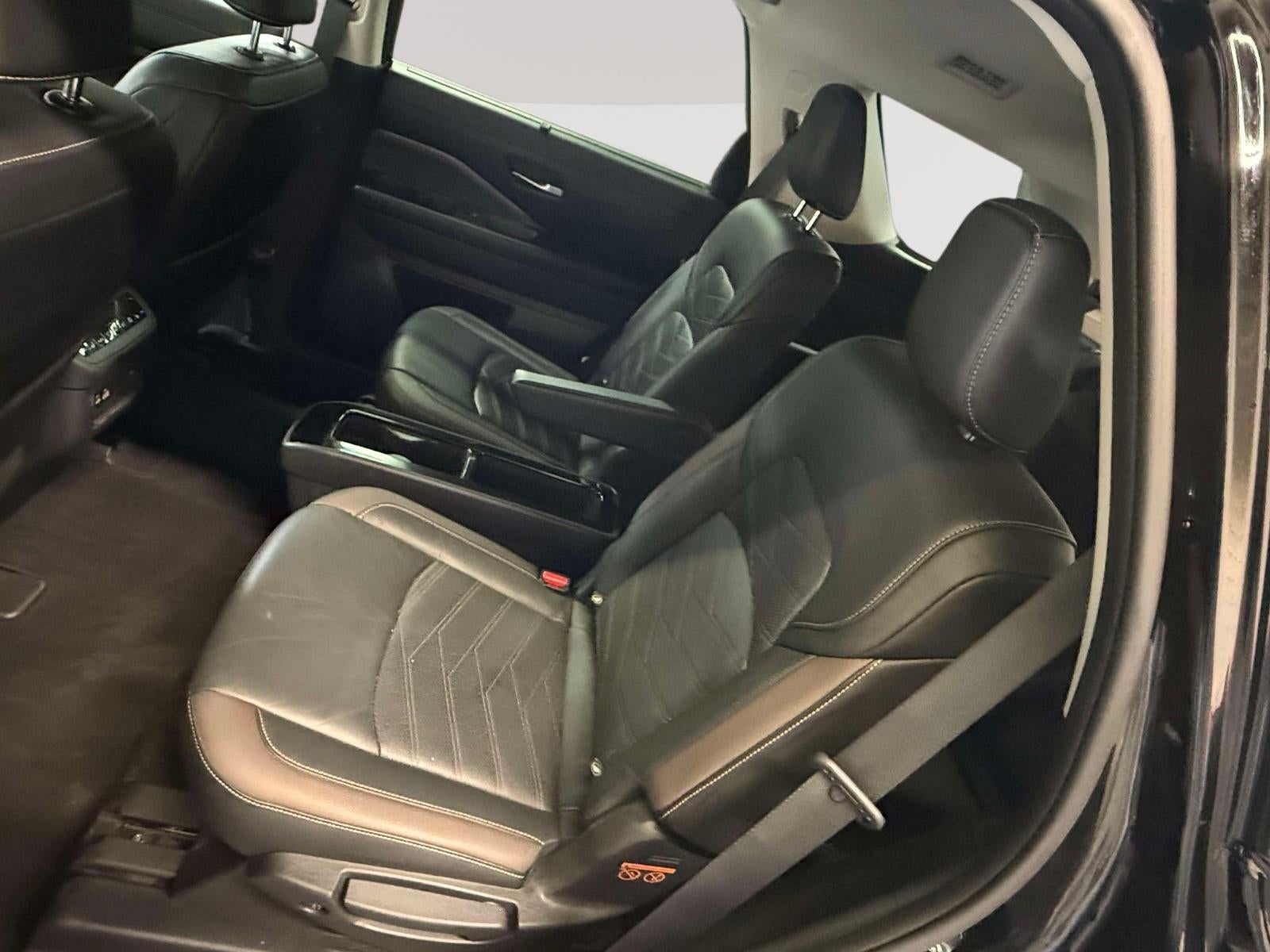 2022 Nissan Pathfinder Platinum 4WD