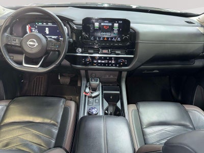 2022 Nissan Pathfinder Platinum 4WD