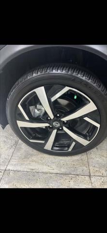 2022 Nissan Rogue Sport SL AWD Xtronic CVT