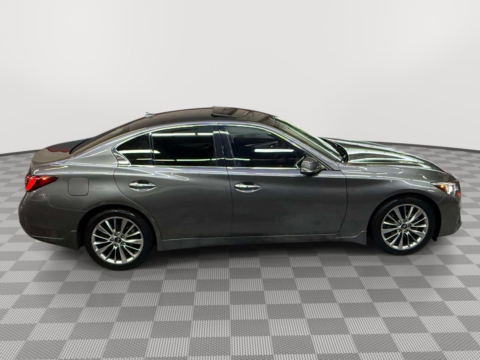 2023 INFINITI Q50 LUXE
