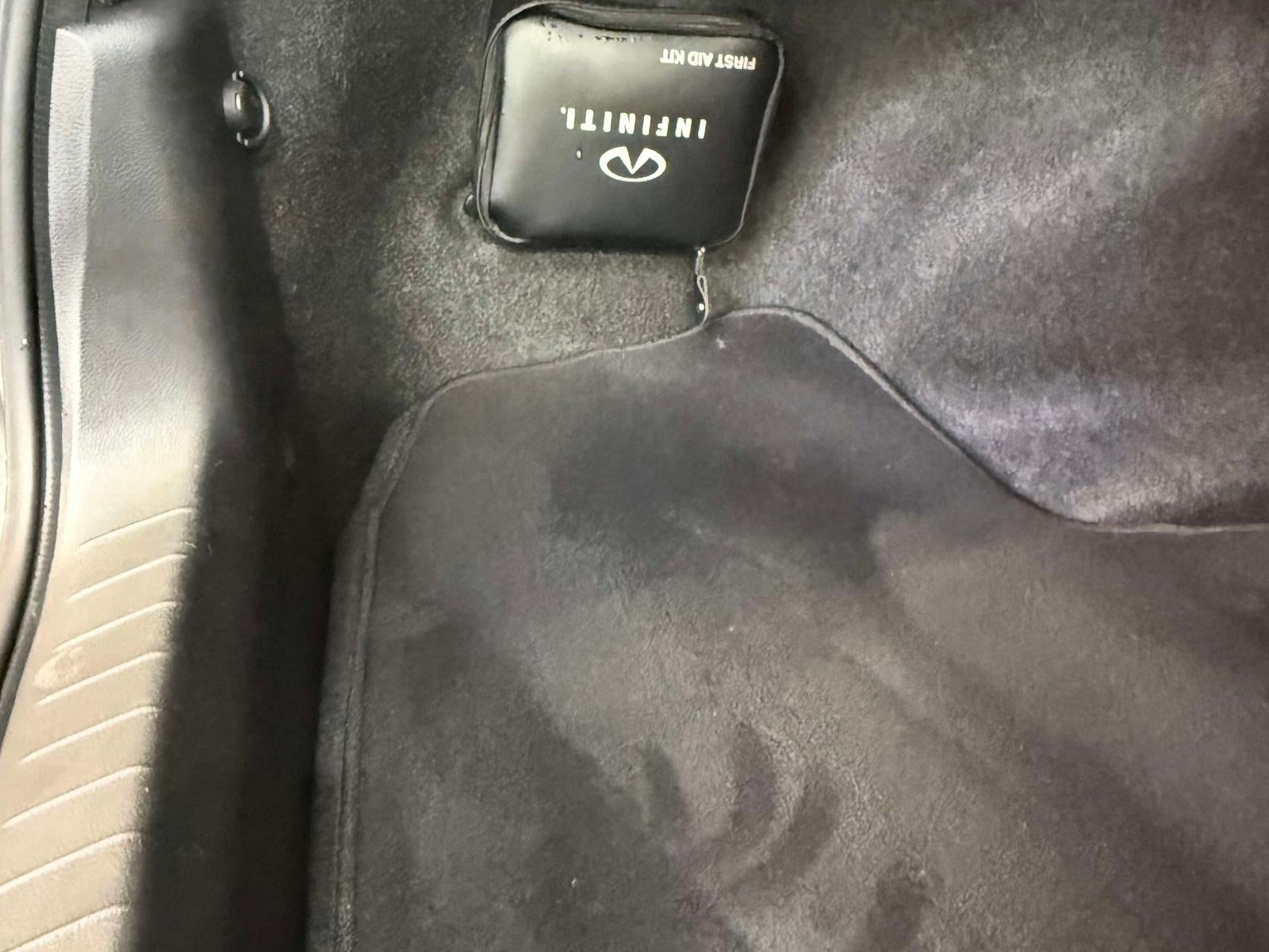 2023 INFINITI Q50 LUXE
