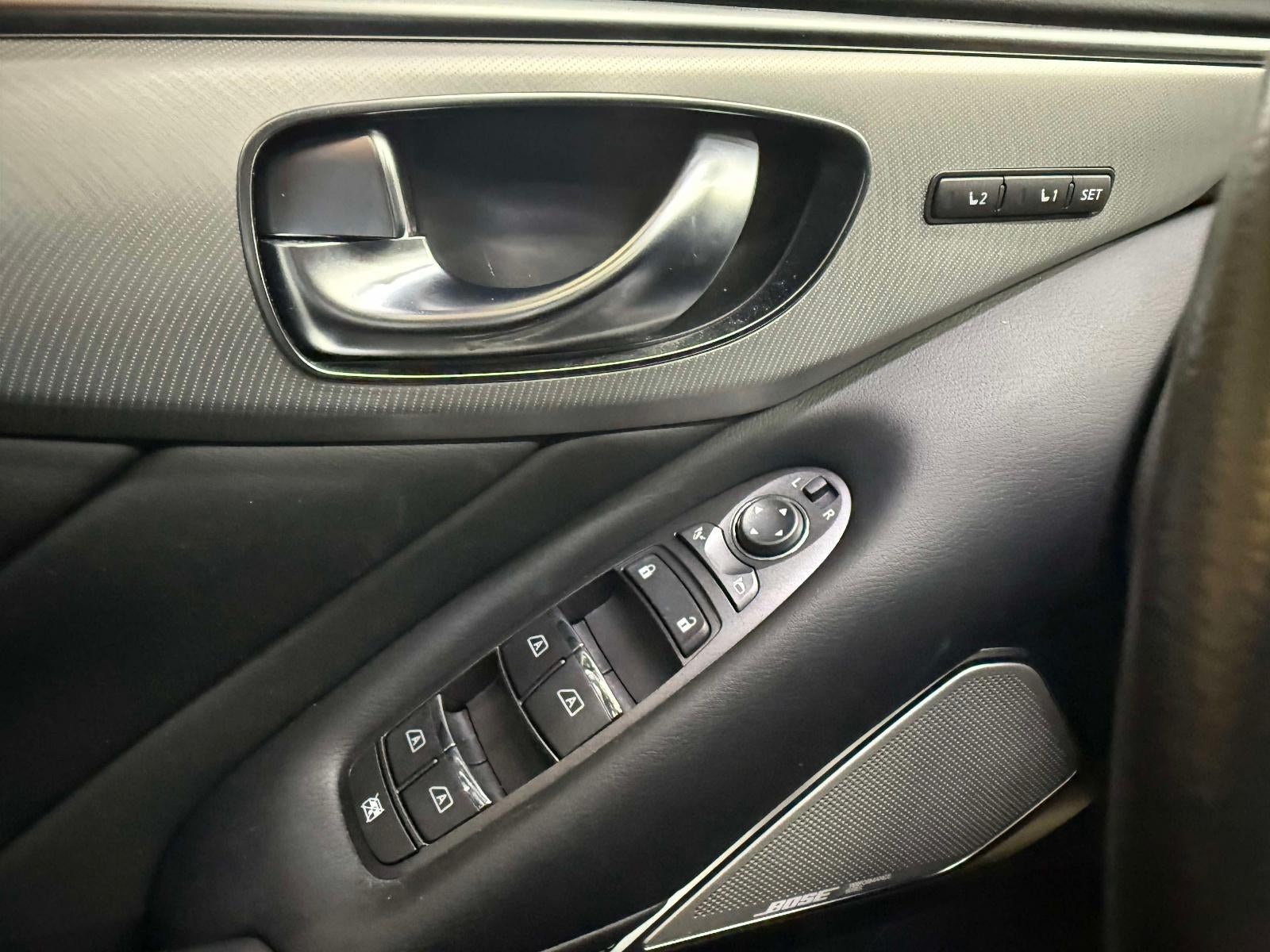2023 INFINITI Q50 LUXE