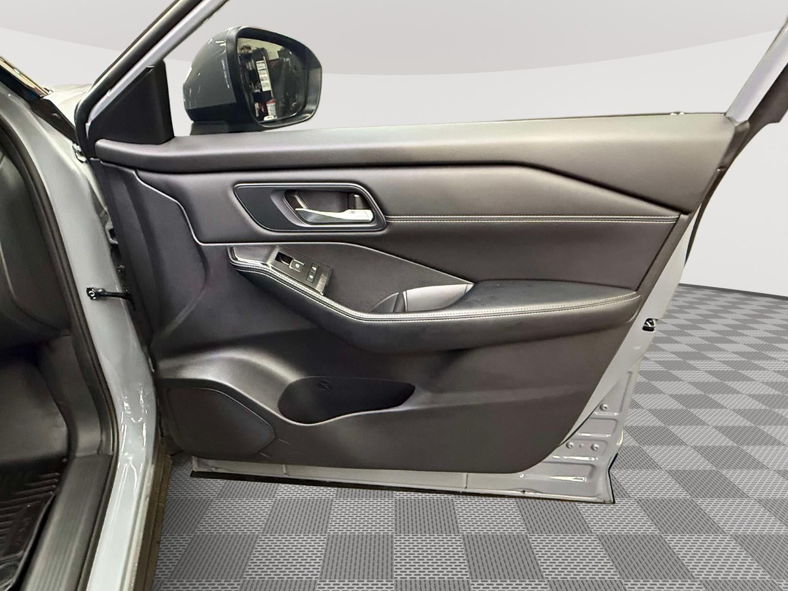 2025 Nissan Rogue SL Intelligent AWD
