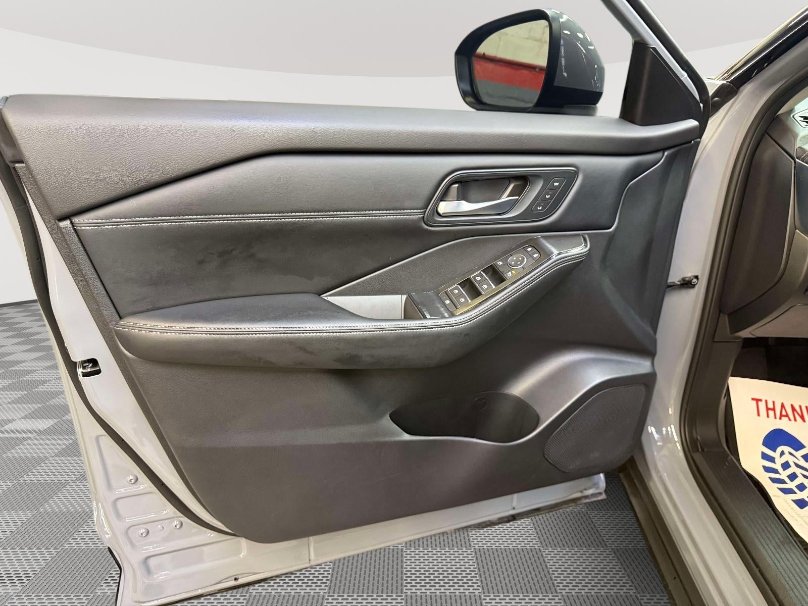 2025 Nissan Rogue SL Intelligent AWD