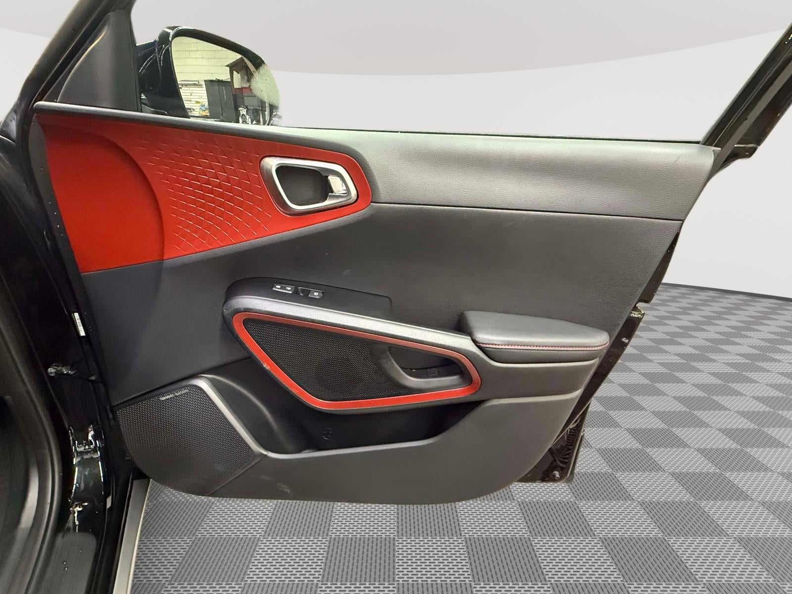 2023 Kia Soul GT-Line