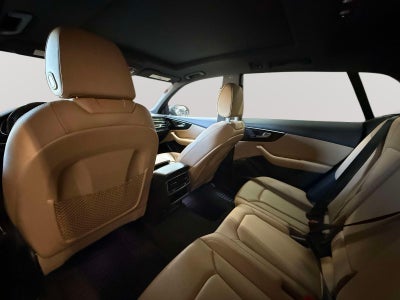 2023 Audi Q8 Premium Plus 55 TFSI quattro Tiptronic