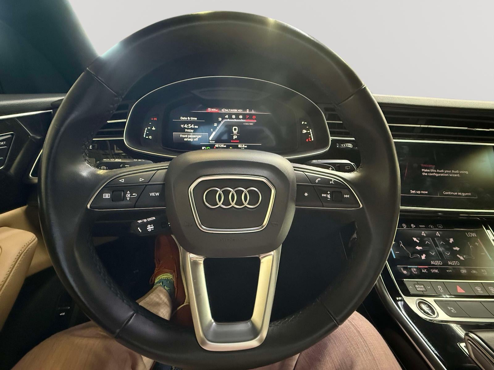 2023 Audi Q8 Premium Plus 55 TFSI quattro Tiptronic