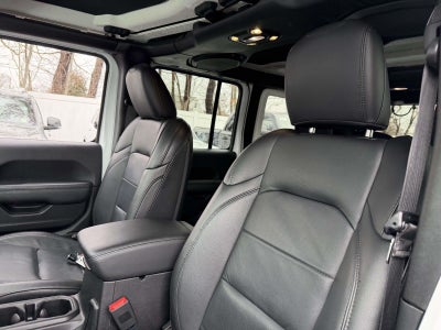 2019 Jeep Wrangler Unlimited Sahara Altitude 4x4