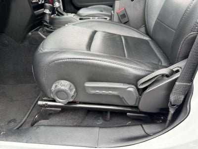 2019 Jeep Wrangler Unlimited Sahara Altitude 4x4