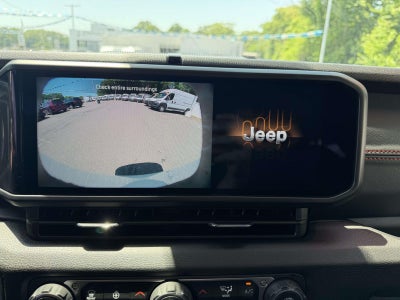 2025 Jeep Wrangler 4-Door Summit 4x4