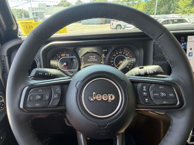 2025 Jeep Wrangler 4-Door Summit 4x4