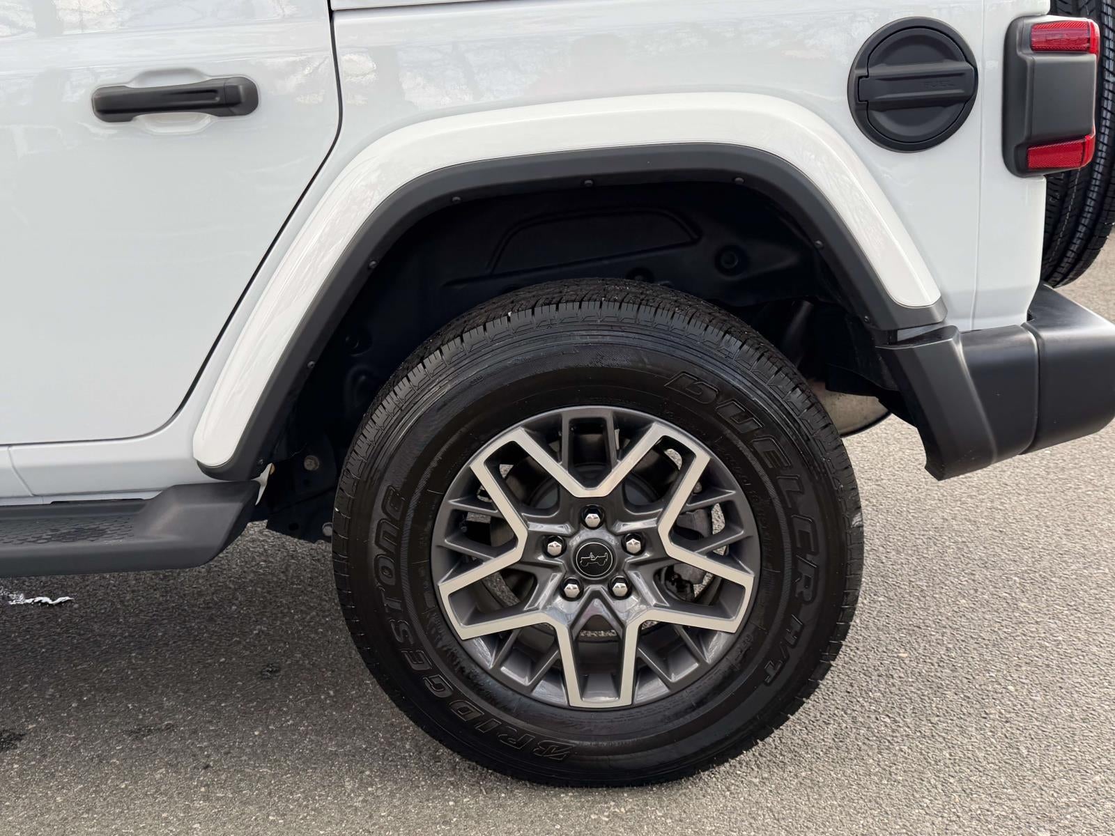 2024 Jeep Wrangler 4-Door Sahara 4x4