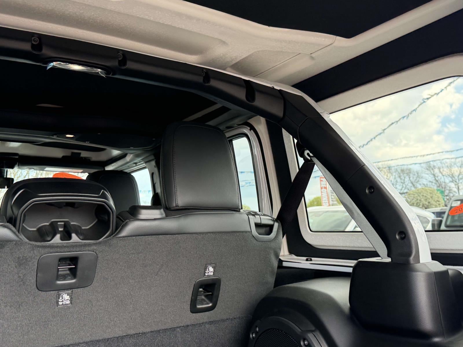 2024 Jeep Wrangler 4-Door Sahara 4x4