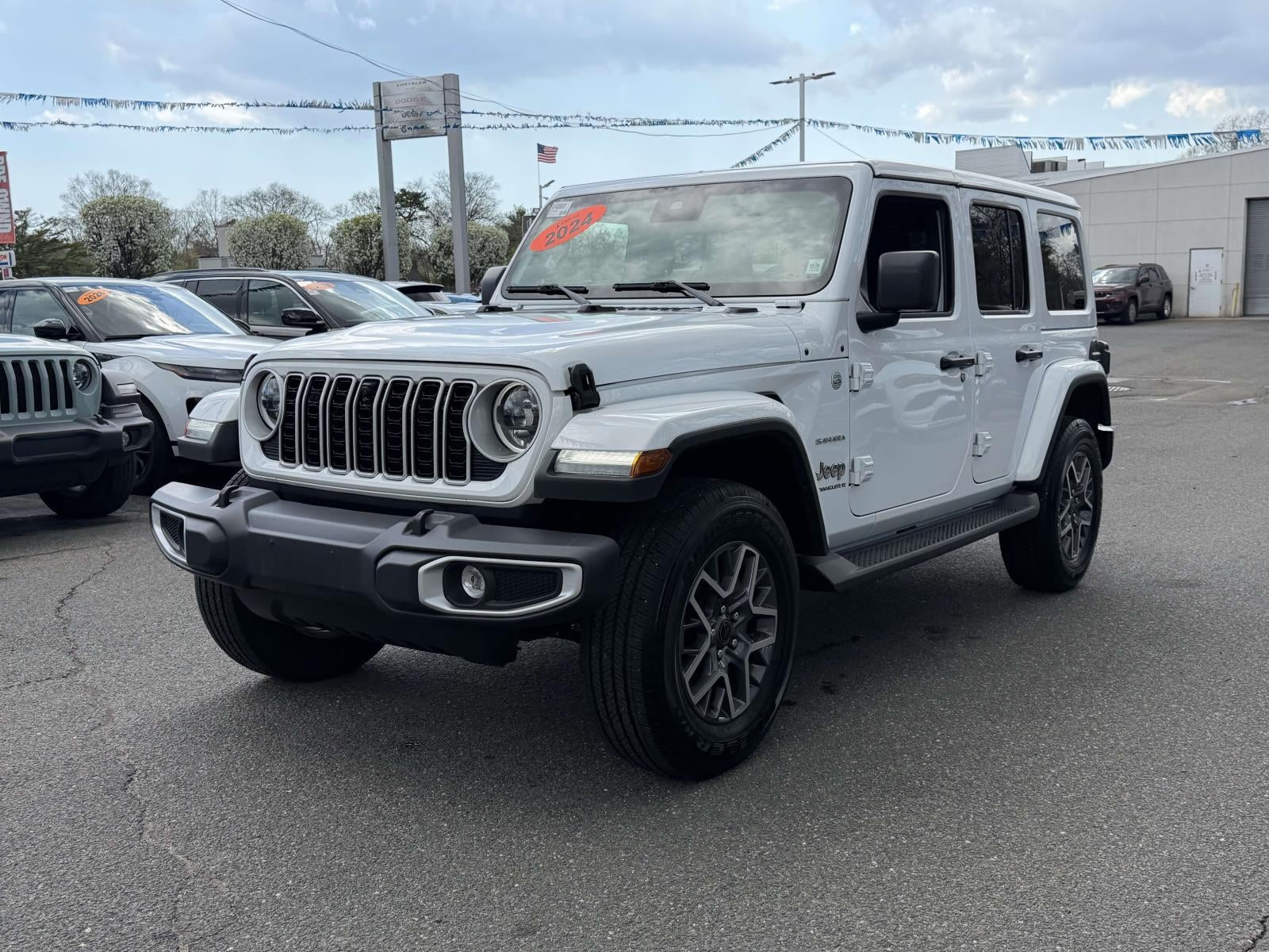2024 Jeep Wrangler 4-Door Sahara 4x4