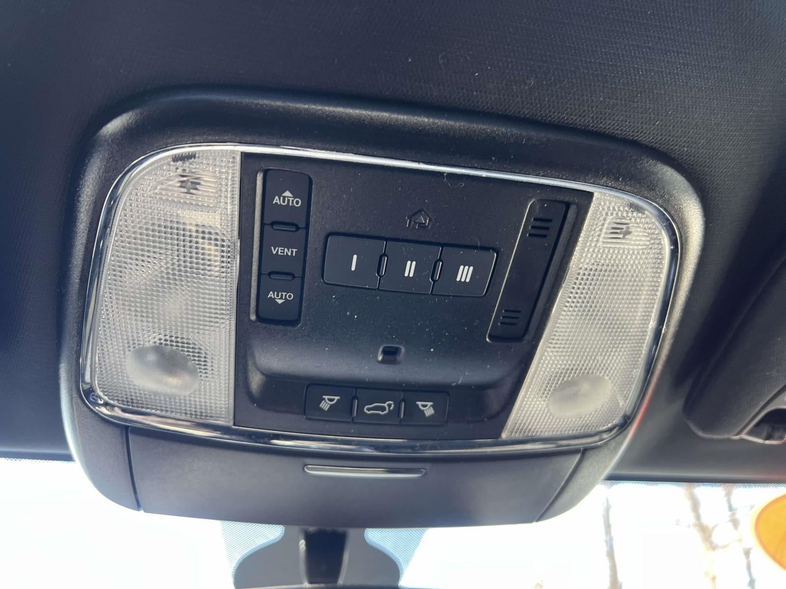 2021 Jeep Grand Cherokee Laredo X 4x4