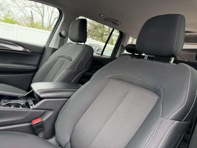 2023 Jeep Grand Cherokee Laredo 4x4