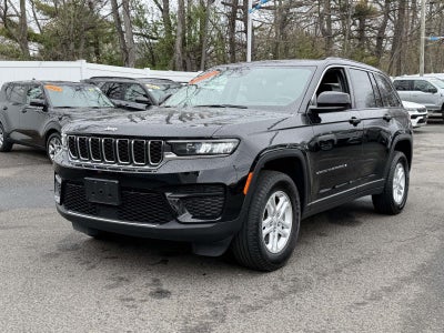 2023 Jeep Grand Cherokee Laredo 4x4