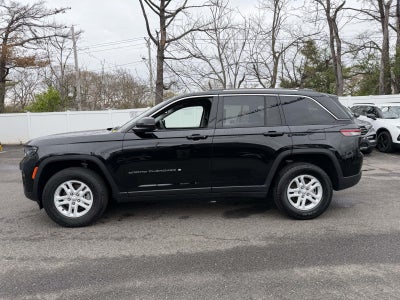 2023 Jeep Grand Cherokee Laredo 4x4