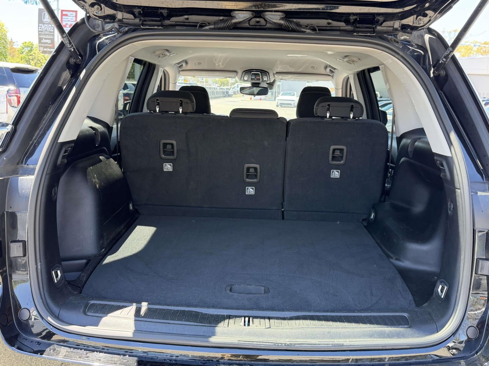 2023 Jeep Grand Cherokee Laredo 4x4