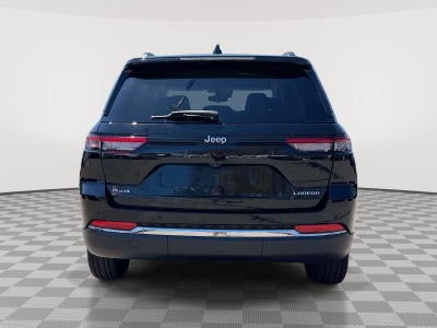 2023 Jeep Grand Cherokee Laredo 4x4
