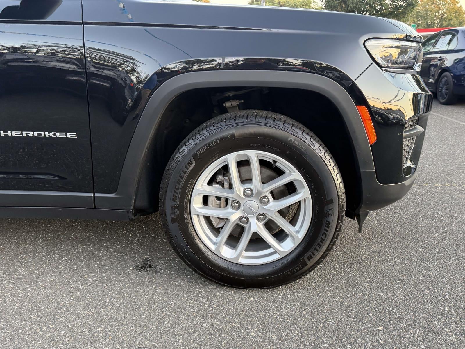 2025 Jeep Grand Cherokee Laredo X 4x4