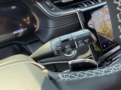 2025 Jeep Grand Cherokee Laredo X 4x4