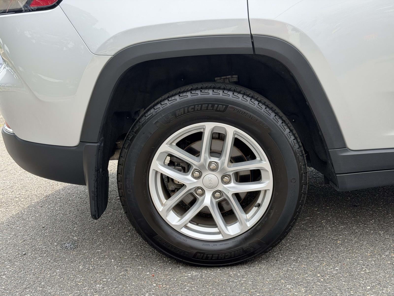 2025 Jeep Grand Cherokee Laredo X 4x4