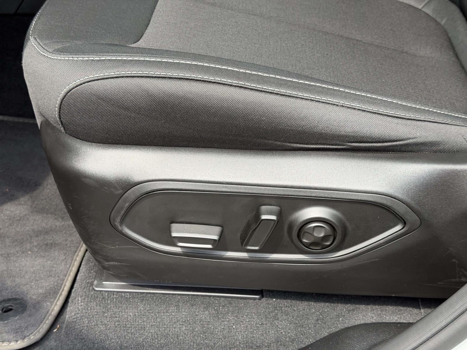 2025 Jeep Grand Cherokee Laredo X 4x4