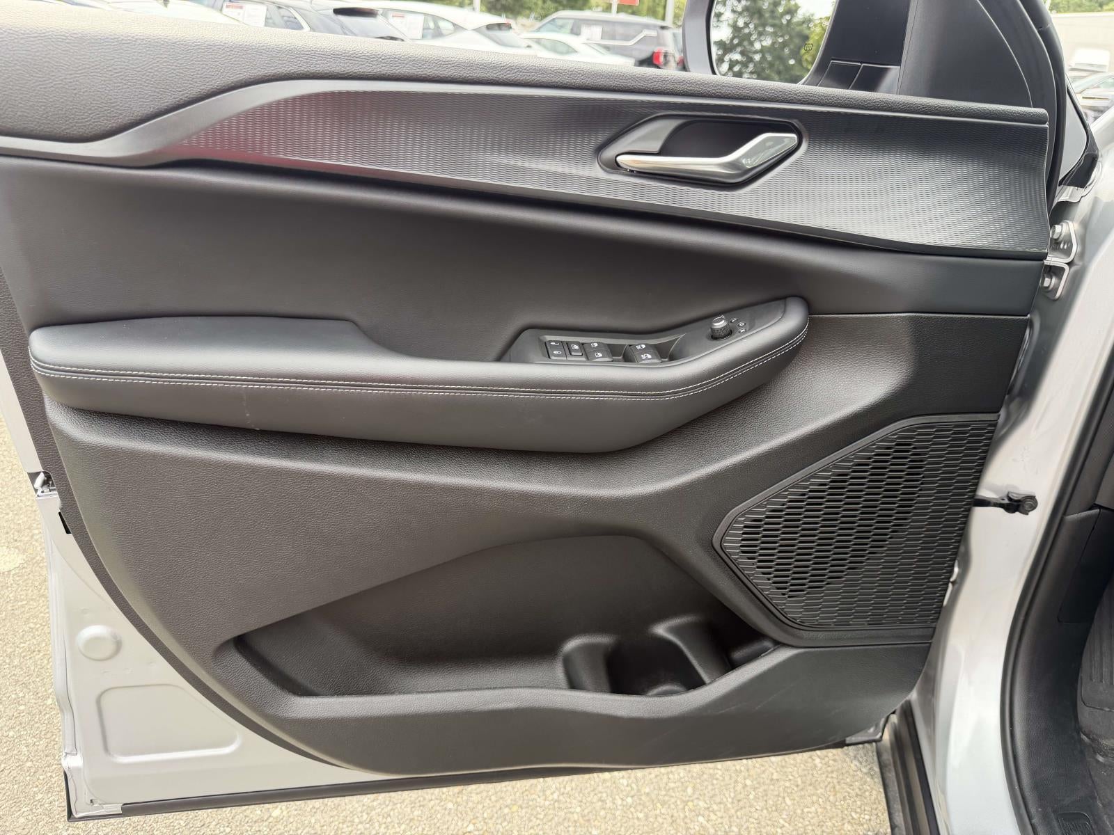 2025 Jeep Grand Cherokee Laredo X 4x4