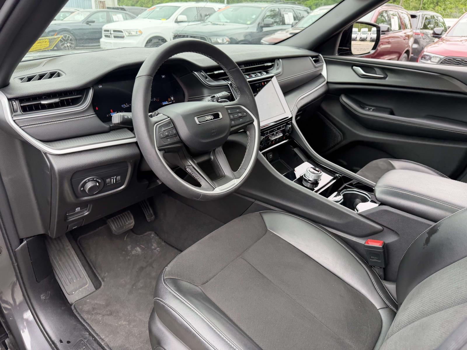 2023 Jeep Grand Cherokee Altitude 4x4