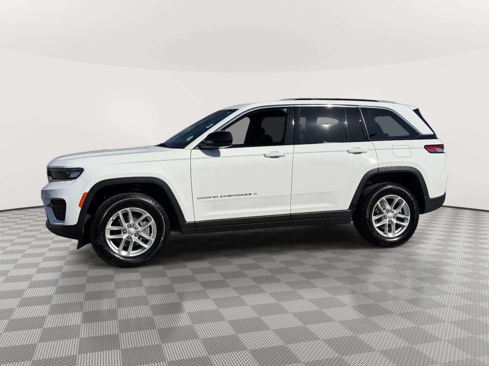 2025 Jeep Grand Cherokee Laredo X 4x4