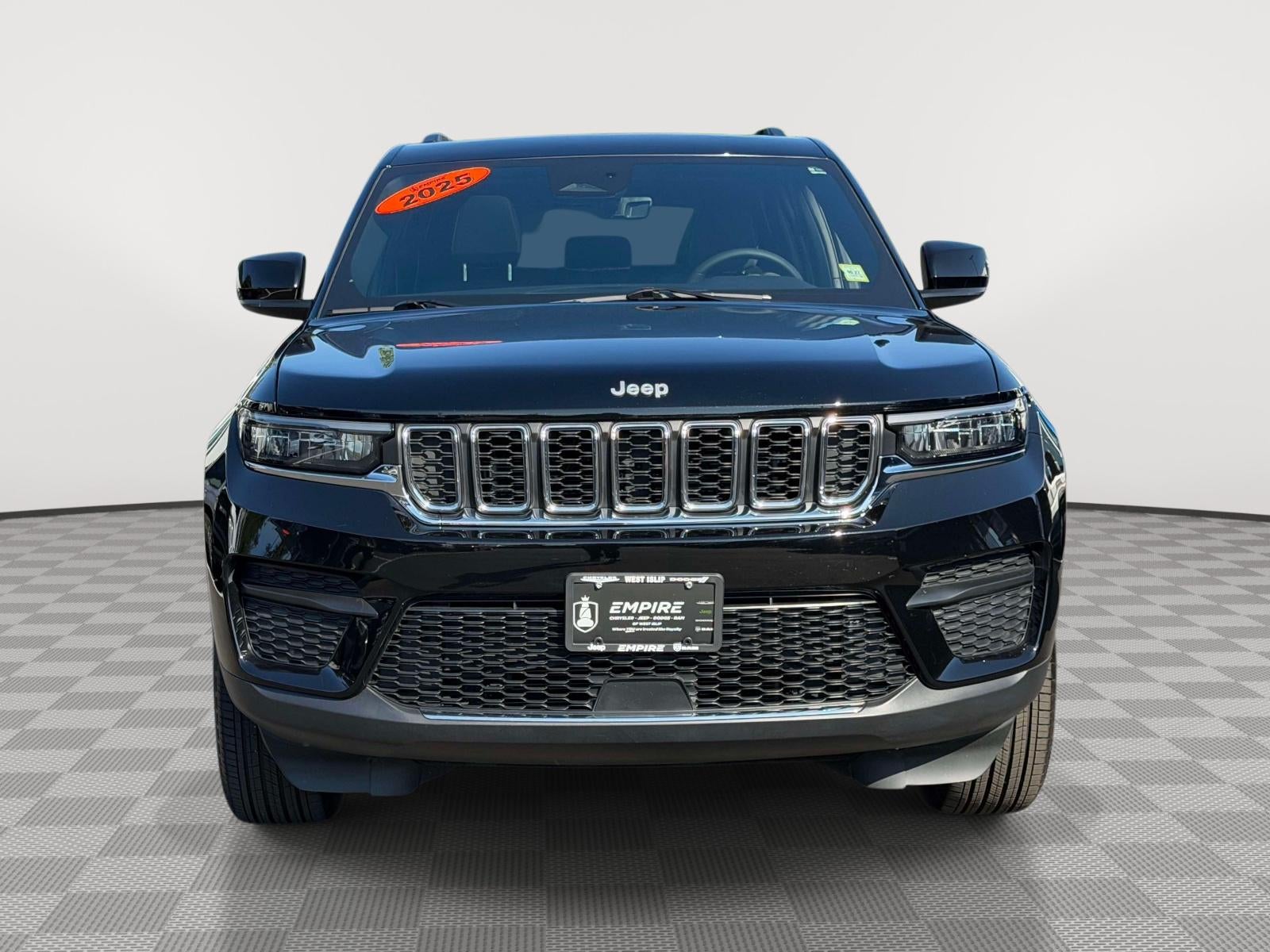2025 Jeep Grand Cherokee Laredo X