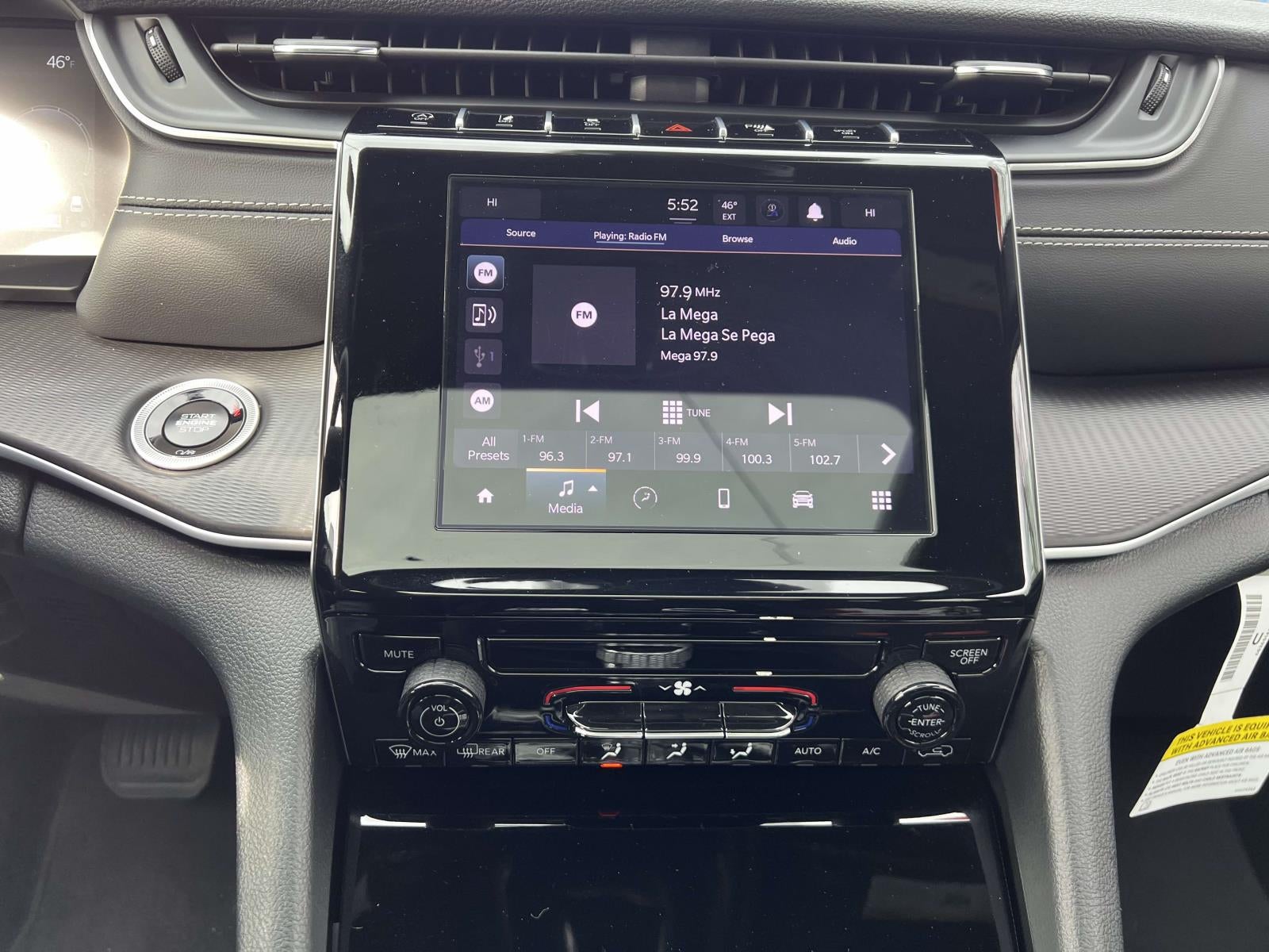 2025 Jeep Grand Cherokee L Laredo X 4x4