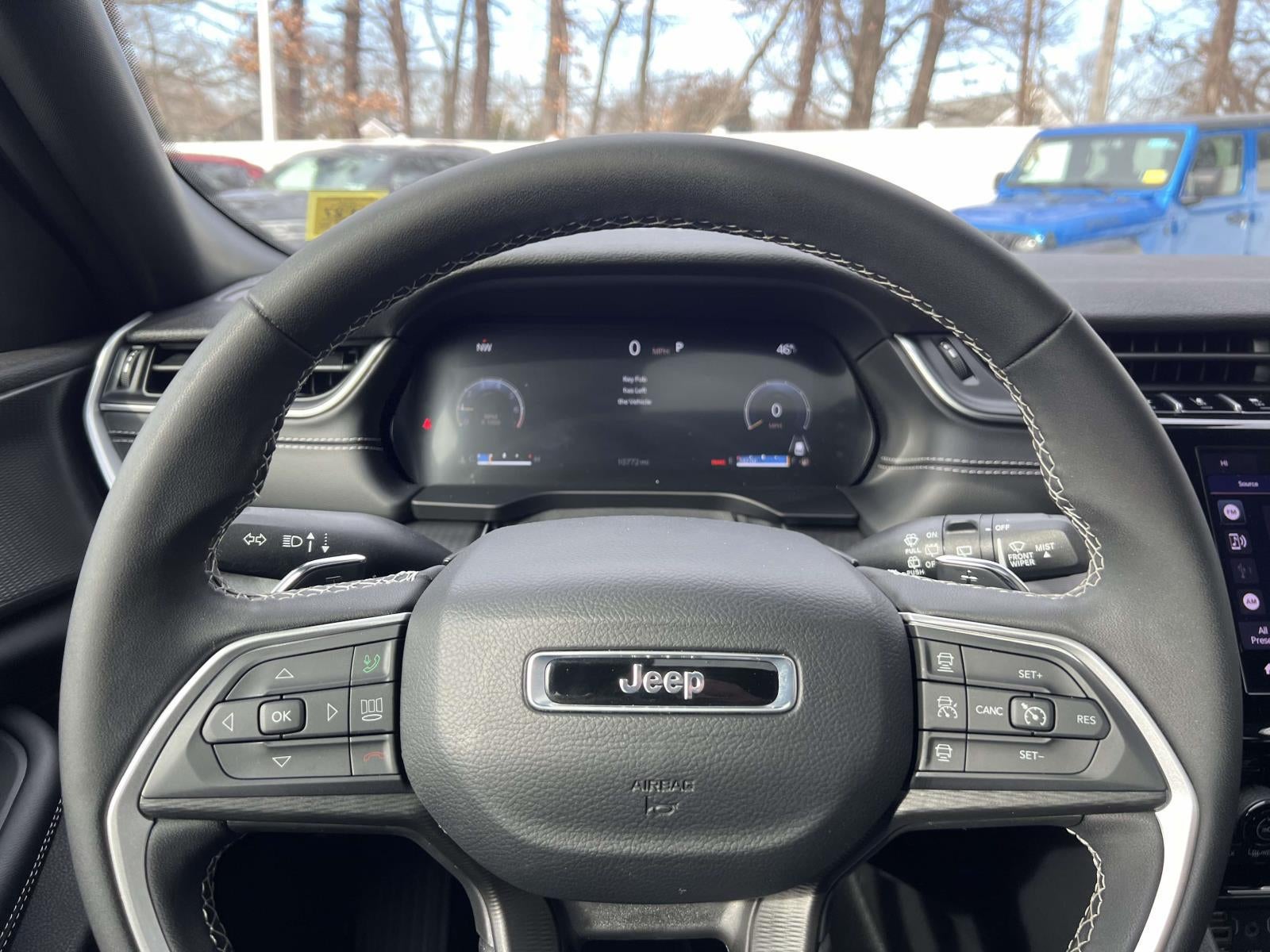 2025 Jeep Grand Cherokee L Laredo X 4x4