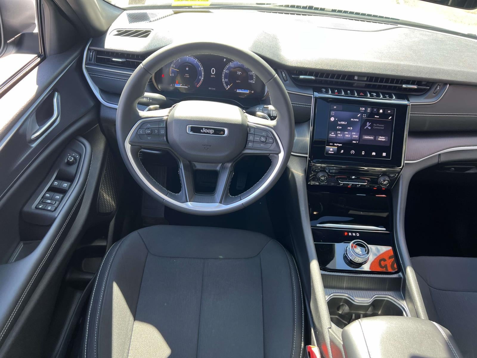 2025 Jeep Grand Cherokee L Laredo X 4x4