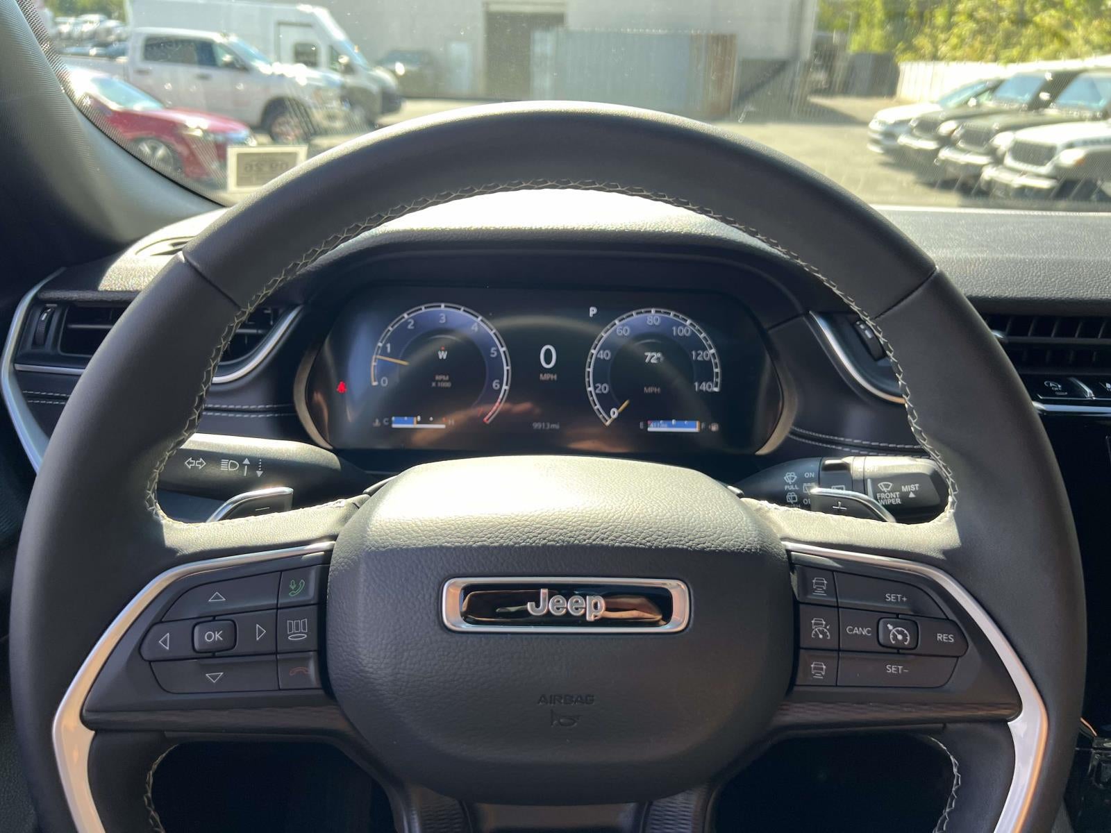 2025 Jeep Grand Cherokee L Laredo X 4x4