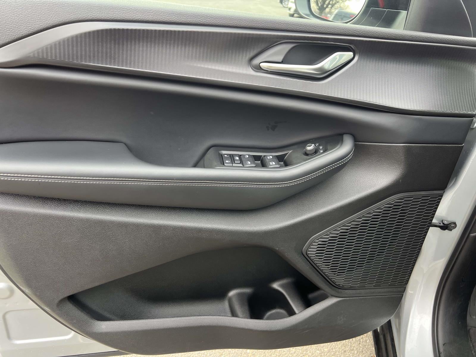 2025 Jeep Grand Cherokee L Laredo X 4x4