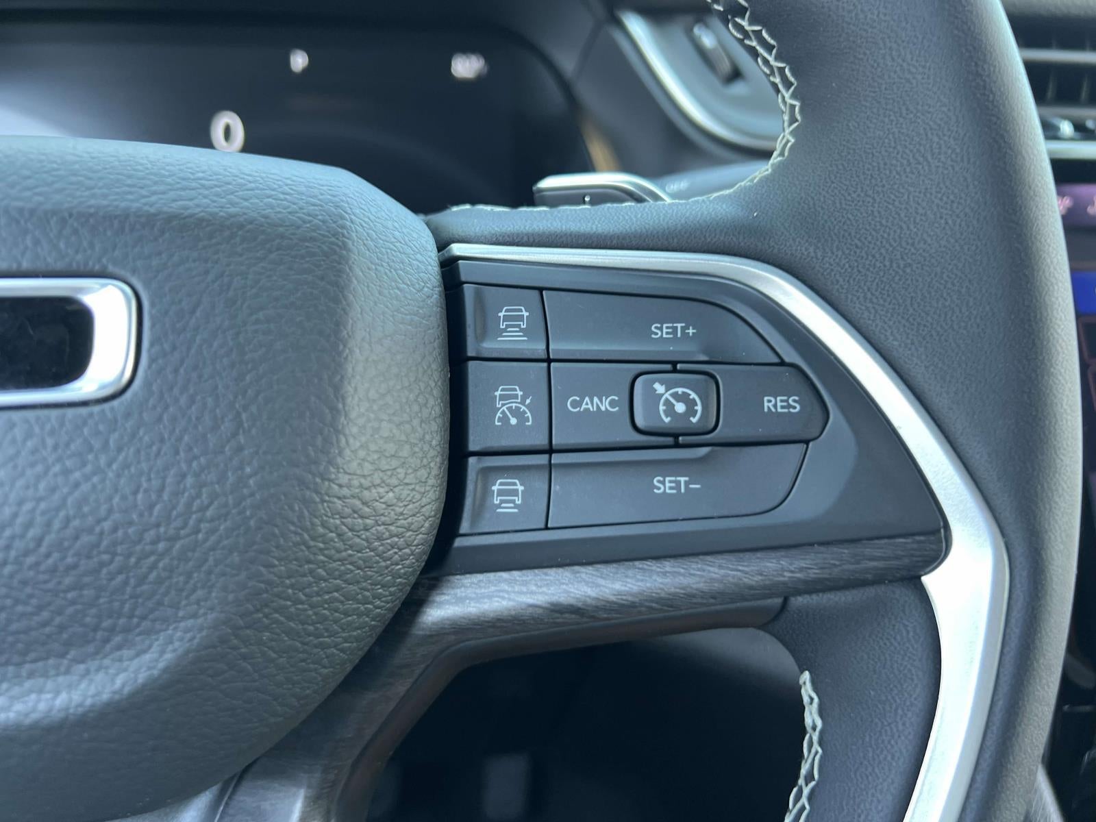 2025 Jeep Grand Cherokee L Limited 4x4