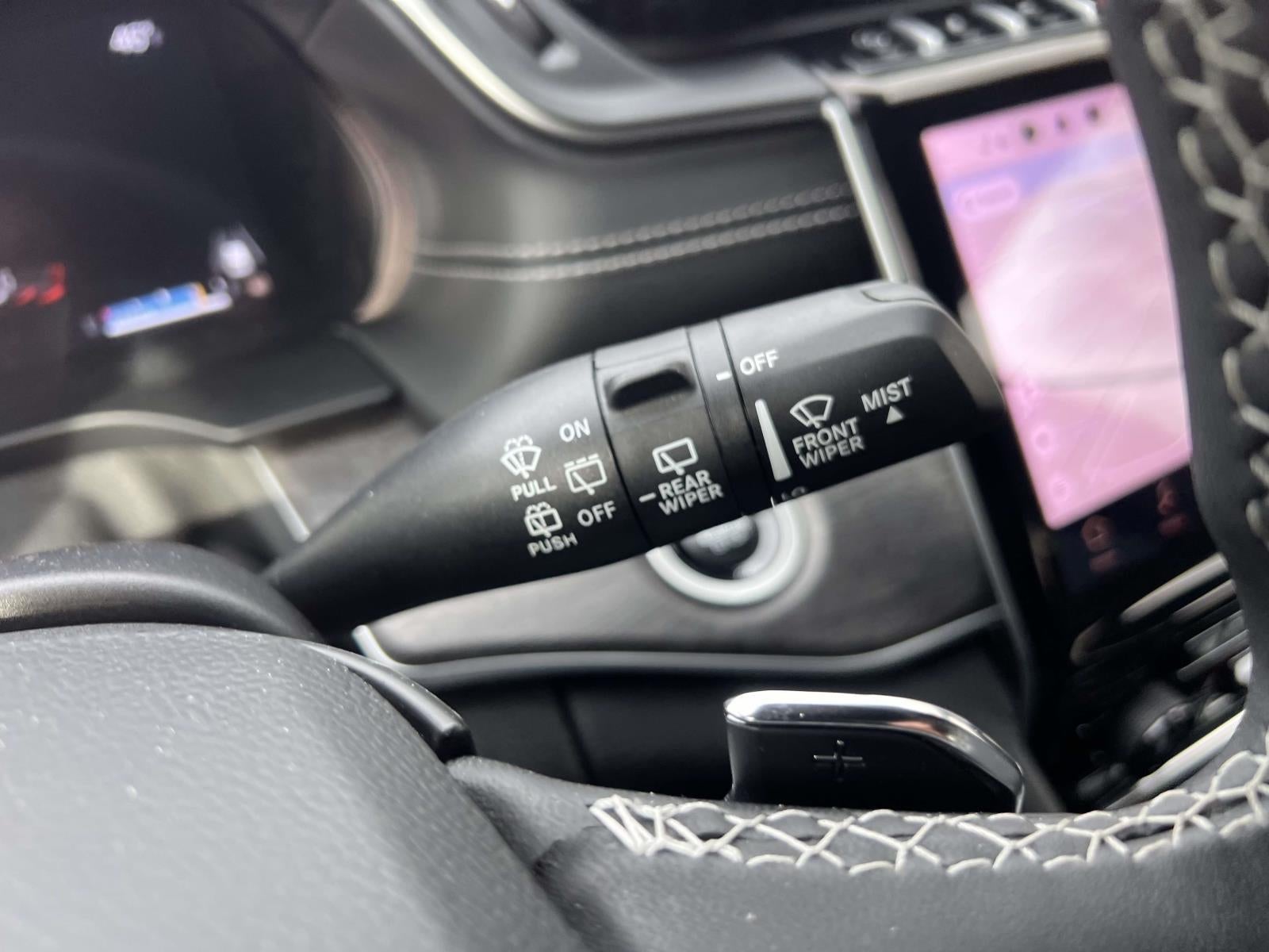 2025 Jeep Grand Cherokee L Limited 4x4