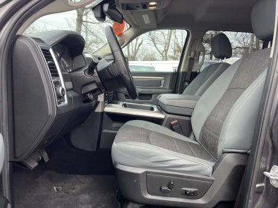 2018 RAM 1500 Big Horn Crew Cab 4x4 5'7' Box