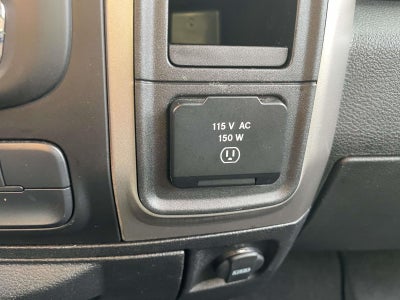 2019 RAM 1500 Classic SLT Crew Cab 4x4 5'7' Box