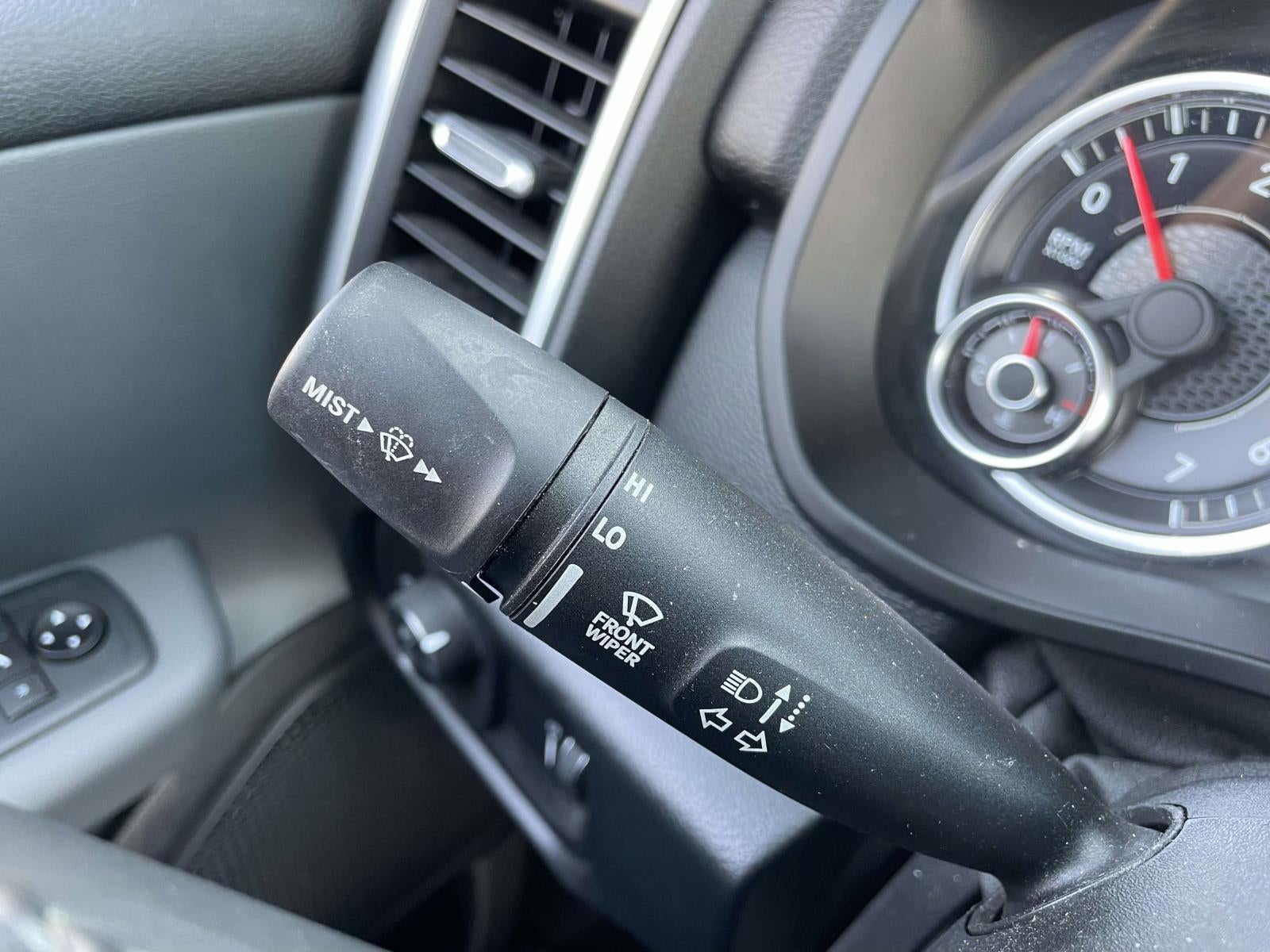 2020 RAM 1500 Big Horn Quad Cab 4x4 6'4' Box