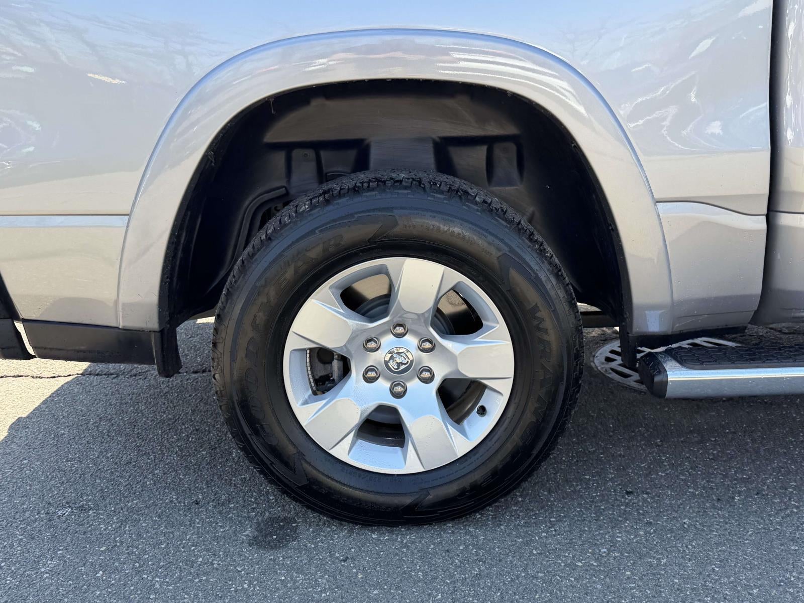 2025 RAM 1500 Big Horn Crew Cab 4x4 5'7' Box